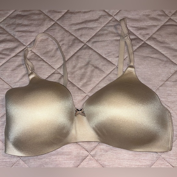 Maidenform 09454 Comfort Devotion No Wire Extra Coverage Bra In Beige/Nude - 38B - Picture 1 of 3